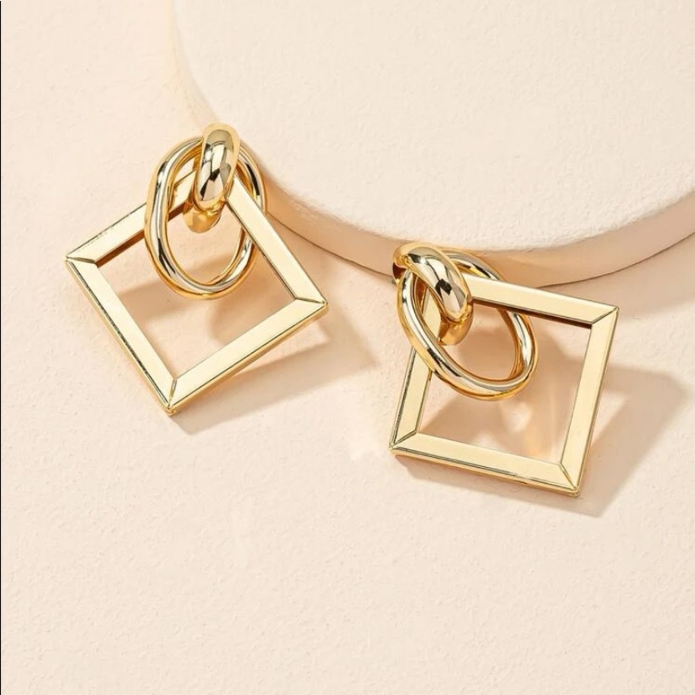 Gold triangle studs